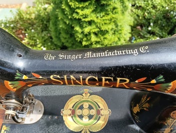 Listing 3 of 7 for Singer Treadle Sewing Machine Model 66