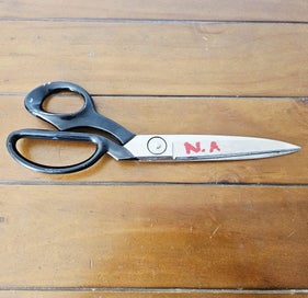 Listing 2 of 3 for Mundial 10" Heavy Duty Tailor Shears