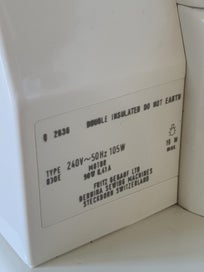 Listing 12 of 16 for Bernina 830 sewing machine LIKE NEW