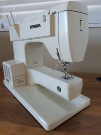 Listing 5 of 16 for Bernina 830 sewing machine LIKE NEW