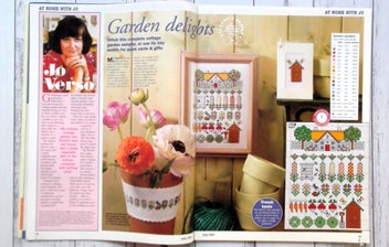 Listing 3 of 4 for $1R Quick and Easy XStitch - SUNFLOWERS