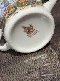 Listing 3 of 3 for Bunnykins Mug 1