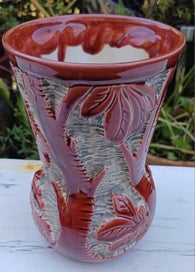 Listing 5 of 9 for John Beswick Ltd- Trentham Art Ware - Bunnie Vase