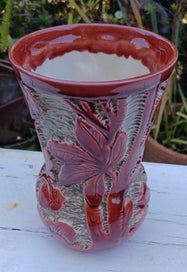 Listing 7 of 9 for John Beswick Ltd- Trentham Art Ware - Bunnie Vase