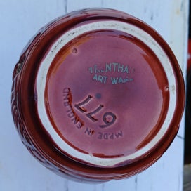 Listing 9 of 9 for John Beswick Ltd- Trentham Art Ware - Bunnie Vase