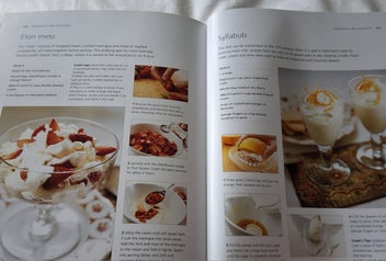 Listing 20 of 20 for LAST LISTING ENGLISH TRAD RECIPES 160 RECIPES TO CELEBRATE UKs CULINARY HISTORY