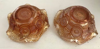 Listing 3 of 4 for Carnival glass bowls x 2