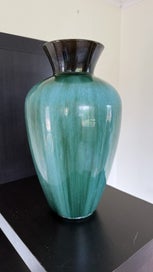 Listing 1 of 1 for Blue Mountain Pottery Venetian vase