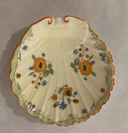 Listing 6 of 7 for Shelley Orange Potentilla Floral Scalloped Shell Dish No 2 - Gorgeous
