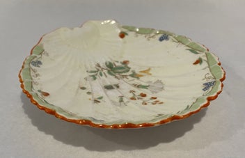 Listing 4 of 8 for Shelley Floral Scalloped Shell Dish White and Orange Spray No 1 - Lovely