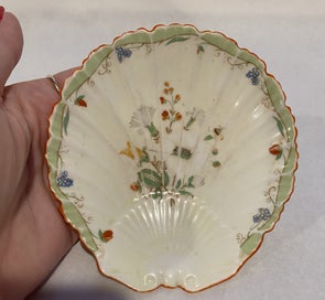 Listing 6 of 8 for Shelley Floral Scalloped Shell Dish White and Orange Spray No 1 - Lovely
