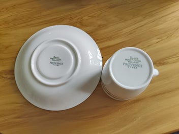 Listing 2 of 7 for Spode Provence tea / coffee cups, saucers, side plates and milk jug