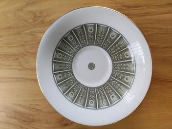 Listing 7 of 7 for Spode Provence tea / coffee cups, saucers, side plates and milk jug