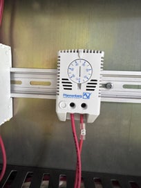 Listing 10 of 10 for Ceramic Kiln – Rail-Mounted | Eurotherm 3504 | 3-Phase | 1000°C | Large Chamber