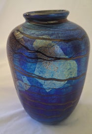 Listing 6 of 18 for <<< EXQUISITE " GARRY NASH '95 " ART GLASS VASE >>>