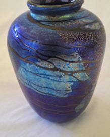 Listing 11 of 18 for <<< EXQUISITE " GARRY NASH '95 " ART GLASS VASE >>>