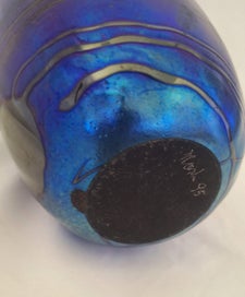 Listing 15 of 18 for <<< EXQUISITE " GARRY NASH '95 " ART GLASS VASE >>>