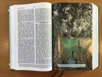 Listing 7 of 14 for Buk Baibel- The Bible in Tok Pisin (Papua New Guinea)