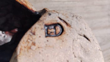 Listing 3 of 6 for NZ art Ceramic Skull