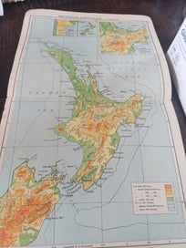 Listing 5 of 5 for Whitcombes NZ Clear School Atlas - 1940