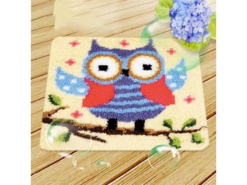 Listing 3 of 9 for Latch Hook Kit