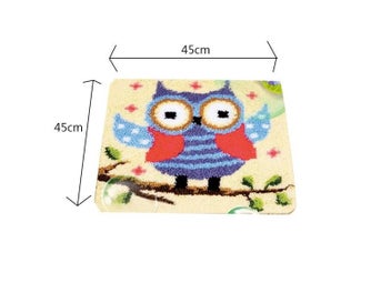 Listing 7 of 9 for Latch Hook Kit