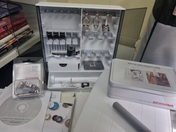 Listing 4 of 4 for Bernina 770 Sewing Machine