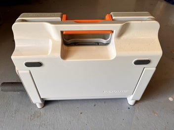 Listing 2 of 9 for Fiskars Die-cutting / Fuse Creative System