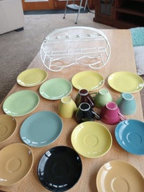 Listing 7 of 9 for Crown lynn tulip cup trios set.