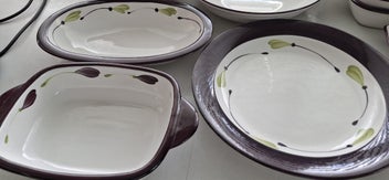 Listing 3 of 5 for Temuka Pottery Cookware