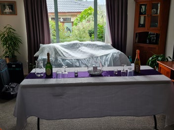 Listing 2 of 4 for Table decorations