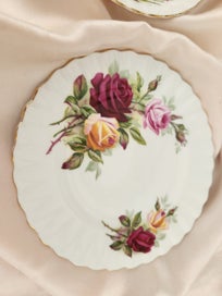 Listing 6 of 7 for ** Vintage Royal Albert King's Ransom Afternoon Tea Plate & Saucer Bone China **