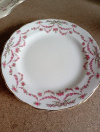 Listing 4 of 10 for Plant Tuscan China Pink Flower Plates