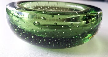 Listing 2 of 13 for <<< MID CENTURY "WHITEFRIARS SEA GREEN " CONTROLLED BUBBLE GLASS BOWL >>>