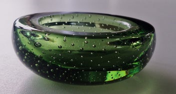 Listing 10 of 13 for <<< MID CENTURY "WHITEFRIARS SEA GREEN " CONTROLLED BUBBLE GLASS BOWL >>>