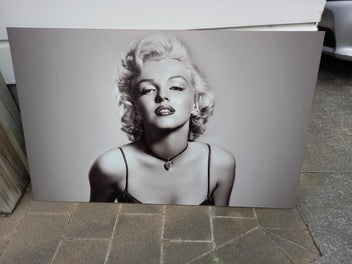 Listing 2 of 4 for Very life like portrait of Marylin Monroe