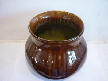 Listing 2 of 6 for CROWN LYNN VINTAGE VASE/PLANTER.