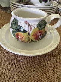 Listing 4 of 8 for Vintage Portmerion "Romantic" teacups shape & Saucers - SIX