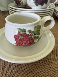Listing 5 of 8 for Vintage Portmerion "Romantic" teacups shape & Saucers - SIX