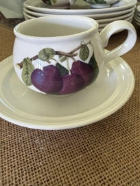 Listing 6 of 8 for Vintage Portmerion "Romantic" teacups shape & Saucers - SIX