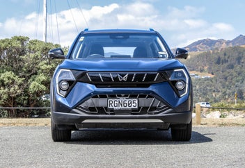 Mahindra Xuv 3Xo 2025 photo 3