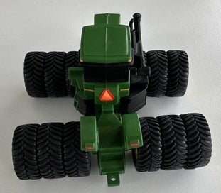 Listing 6 of 13 for JOHN DEERE Ertl Die cast&plastic Tractor 1:64, 4WD with Triples, mini tractor,