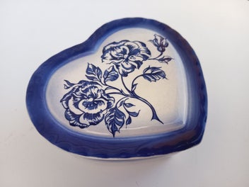 Listing 1 of 8 for *Vintage Carlton Ware blue flower heart trinket dish* VG cond!
