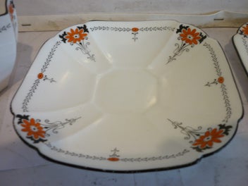 Listing 5 of 6 for SHELLEY ART DECO TRIO. C/S/P . HANDPAINTED