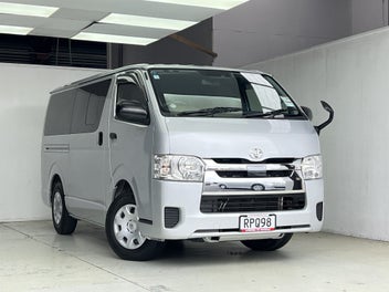 Toyota Regius 2019 photo 4