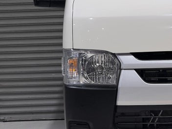 Toyota Hiace 2024 photo 4