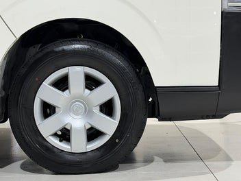 Toyota Hiace 2024 photo 5