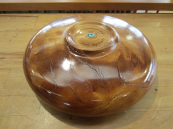 Listing 8 of 11 for Stunning New Zealand Kauri & Paua Bowl by Linda Meyers