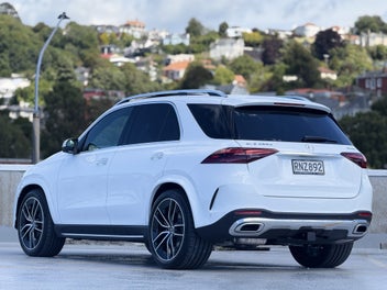 Mercedes-Benz Gle 450 D 2026 photo 4