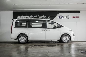 Hyundai Staria Load 2026 photo 3